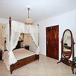 Szálloda Irini Villas 4*
